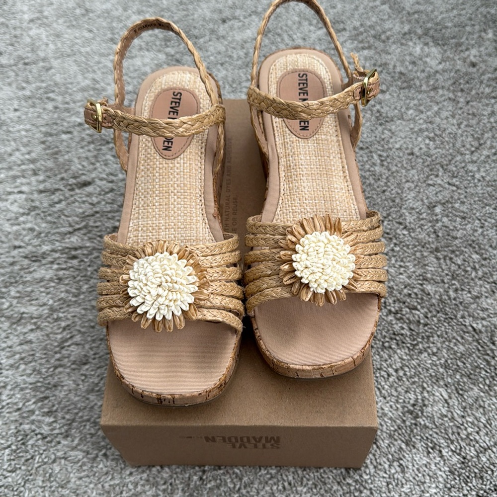 Steve Madden Girls Grady Sandal Size 3